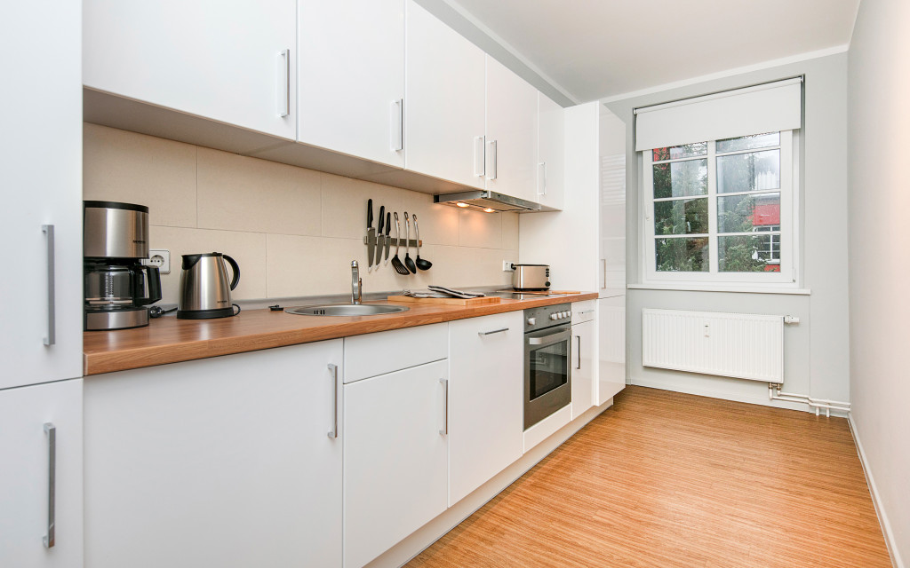 bright fitted kitchen Ilsenhof